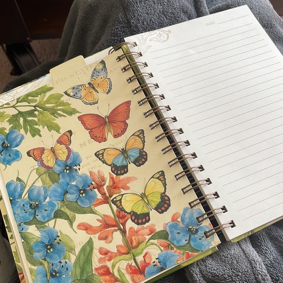 Gardener’s Journal with Eden Design NWT - Picture 4 of 4